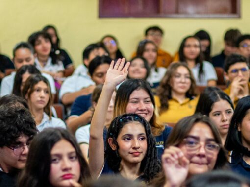 De la web al aula: cómo trabajo proyectos reales en FP (y dónde verlos) De la web al aula: cómo trabajo proyectos reales en FP (y dónde verlos)